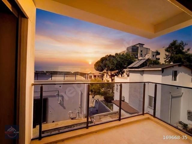 MÜSTAKİL TADINDADENİZ MANZARALIDENİZE 200M.SATILIK DAİRE