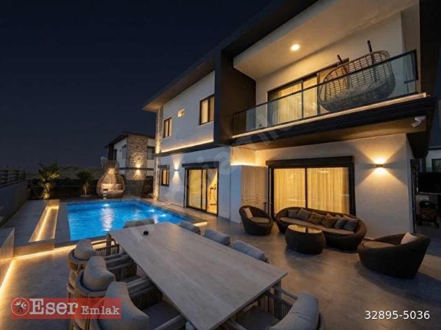 MÜSTAKİL YAŞAMIN EN GENİŞ HALİ ÖZEL HAVUZLU ULTRA LÜKS 5+1 VİLLA