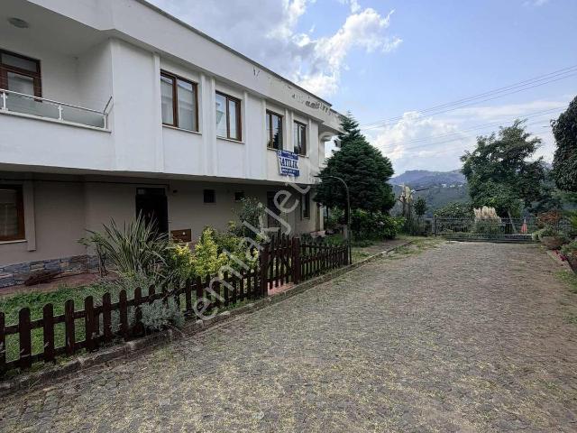 Müstakil Yaşam 5+2 Satılık Tripleks