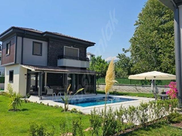müstakil dubleks 3+1 havuzlu