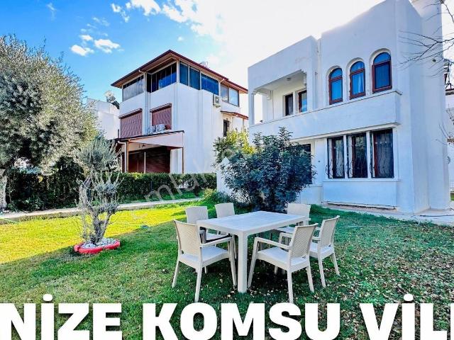 Müstakil, Geniş Bahçeli, Denize Komşu 3+1 Villa