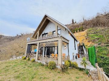 Müstakil Hayat İsteyenlere Eşsiz Yapı Villa.
