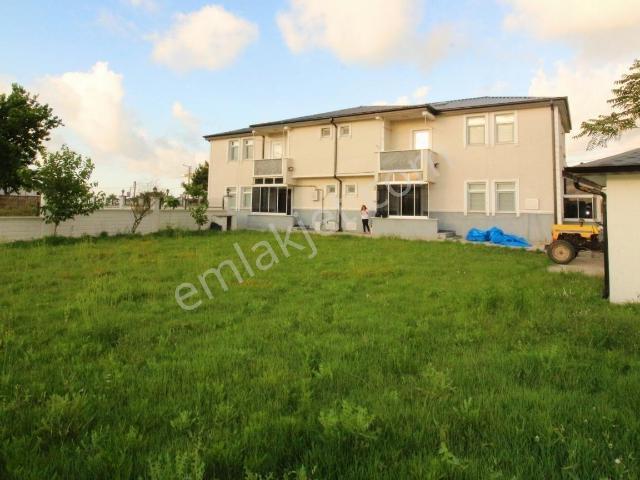 Müstakil Plaj Merkezde Villa Yazlık
