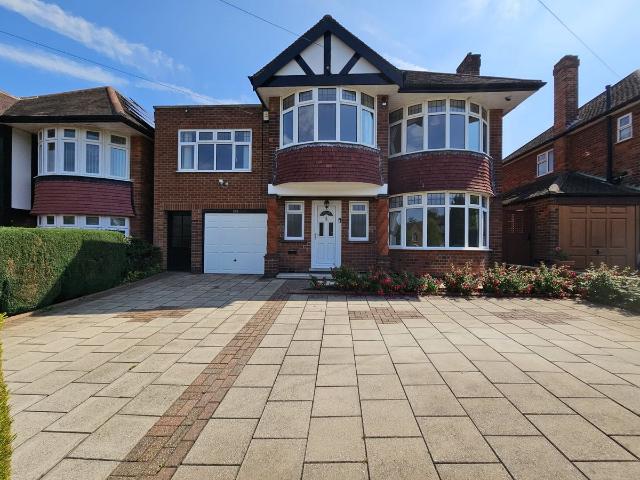 Musters Road, West Bridgford, Nottingham NG2, 4 bed detached house to rent, £2,500 pcm | PrimeLocation