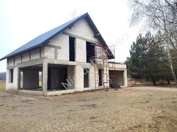 Dom wolnostojący 171 m2 z dużą działką i potencjałem