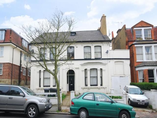 Muswell Avenue, Muswell Hill, London. 1 bed flat to rent £1,650 pcm £381 pw