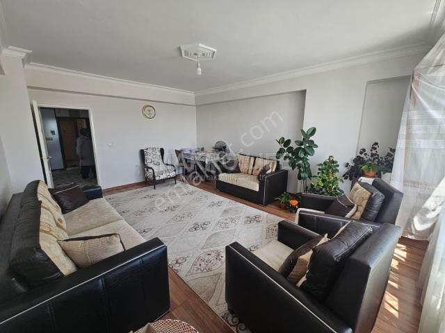 Musa Anter Caddesi Merkezi Konumda Satılık 3+1 Fırsat Daire