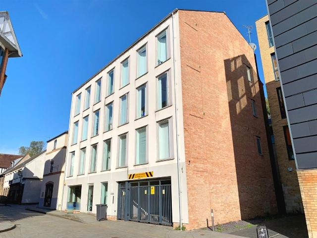 Museum Court, Lincoln LN2, 2 bed terraced house to rent, £1,250 pcm | PrimeLocation