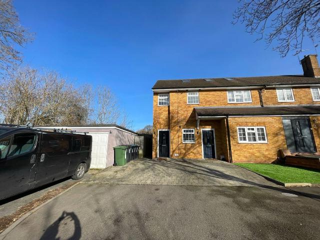 Musk Hill, Hemel Hempstead HP1, 2 bed maisonette to rent, £1,650 pcm | PrimeLocation