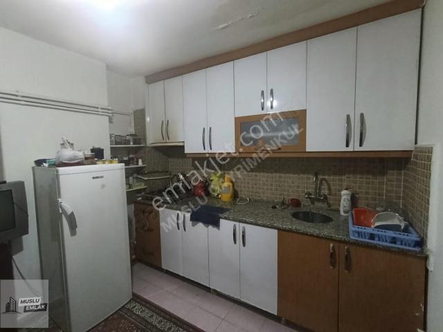 Muslu Gayrimenkulden Albayrak Caddesinde 3+1 Satılık Dalire
