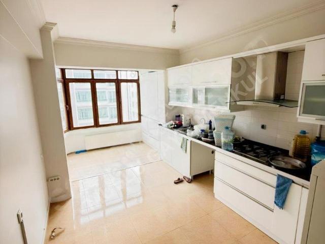 Muslu Gayrimenkulden Fatih Caddesinde 4+1 Kiralık Daire