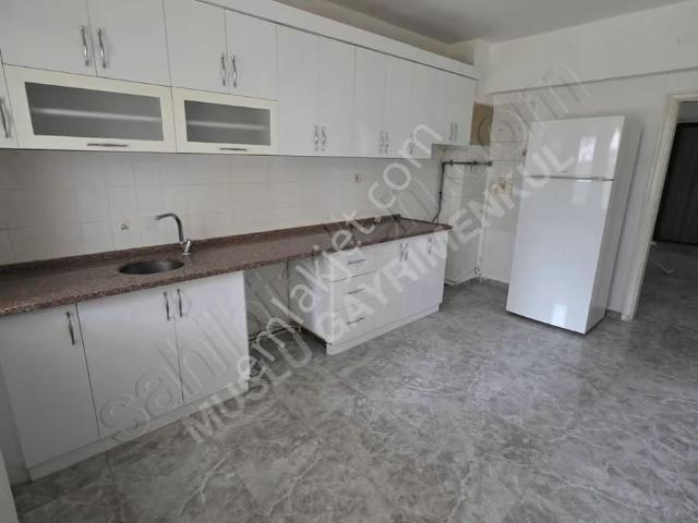 Muslu Gym bahçelievlerde 3+1 155m2 Geniş Fırsat Daire Satılık