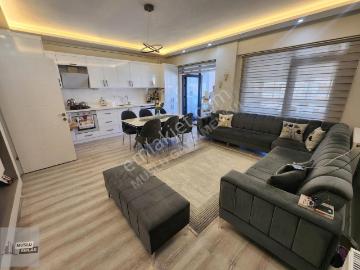 Muslu Gym Kentpark Bölgesinde Cadde Üstü 4+0 Lüks Arakat Yapılı