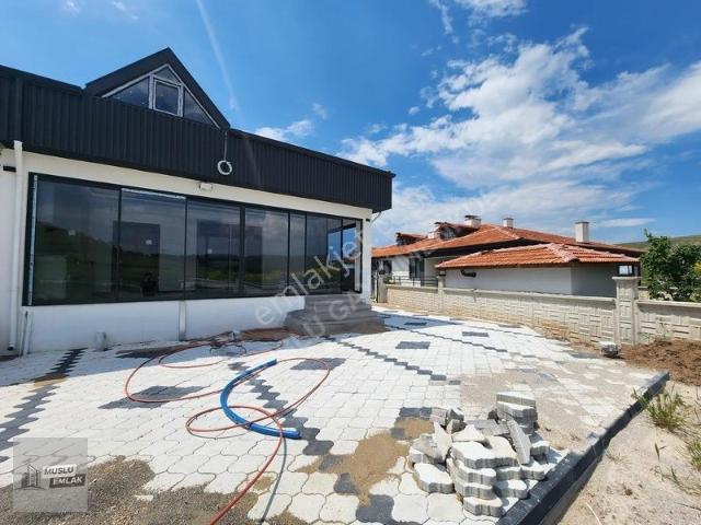 Muslu Gym Sarmaşada Tek Tapulu 2 Katlı Lüks Yapılı Villa