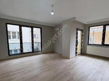 Müslüm Emlaktan Avcılar Reşitpaşa Caddesine Yakın 3+2 Sıfır
