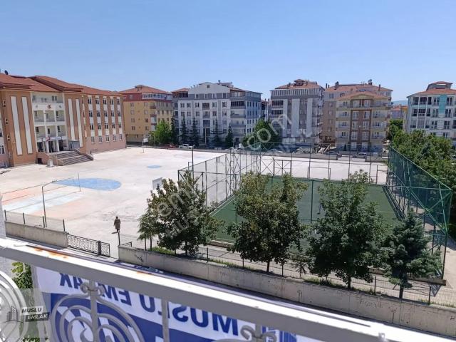Musludan İlim Yayma Arkası Kiralık 3+1