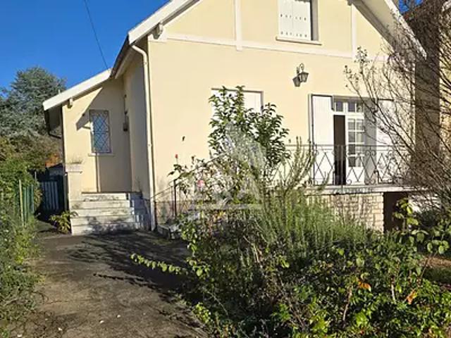 Mussidan 24400 Achat / Vente maison 4 pièces t4 au dernier étage terrasse