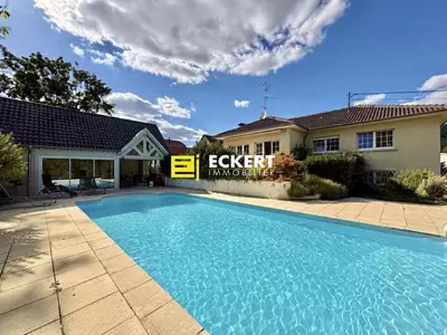Mutzig 67190 Achat / Vente maison 9 pièces t9 piscine terrasse