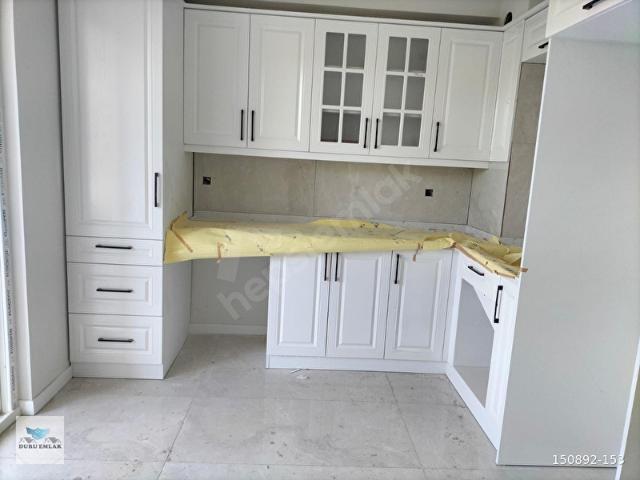 MUTFAK SALON AYRI EBEVEYN BANYOLU ÇİFT BALKONLU GENİŞ 2+1 DAİRE