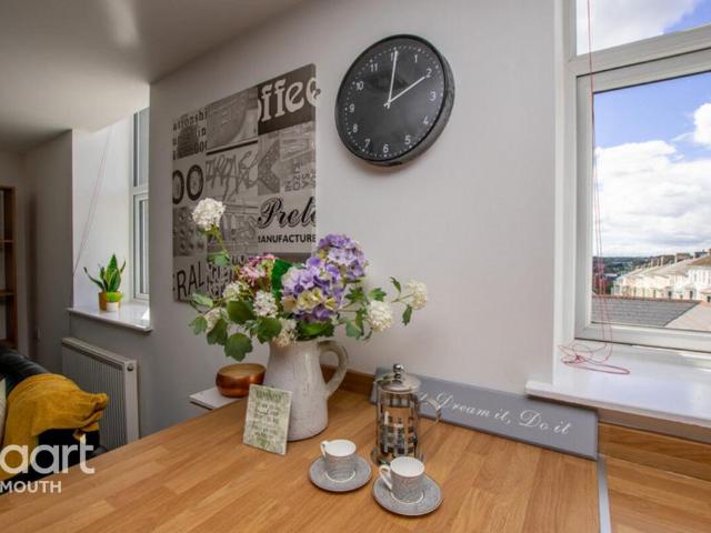 Mutley Plain, PLYMOUTH 1 bed flat to rent £568 pcm £131 pw