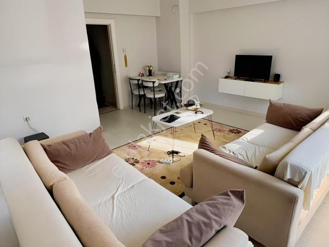 Mutlu Cd Üzeri Yüksek Kredili 3+1 Arakat Masrafsız 110m² Daire.!