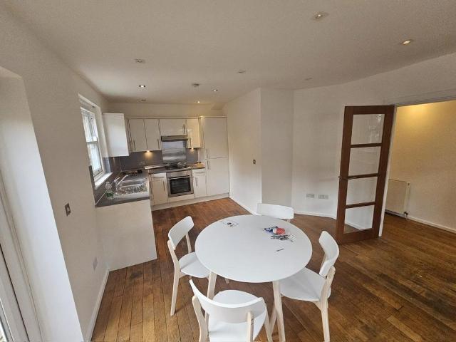 Mutrix Road, West Hampstead, NW6 2 bed detached house to rent £2,600 pcm £600 pw