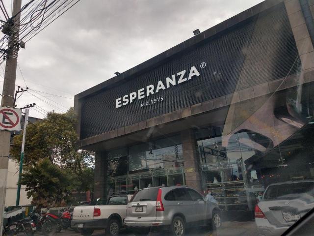 MUY COMERCIAL CALLE HIDALGO VENTA Y RENTA