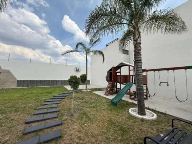 Muy cerca del Centro de Tlaxcala casa residencial en venta
