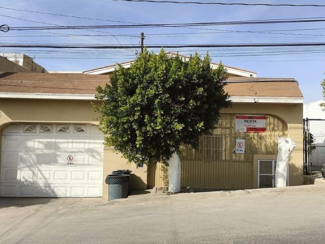 MUY AMPLIO DEPARTAMENTO EN RENTA EN EL PIPILA