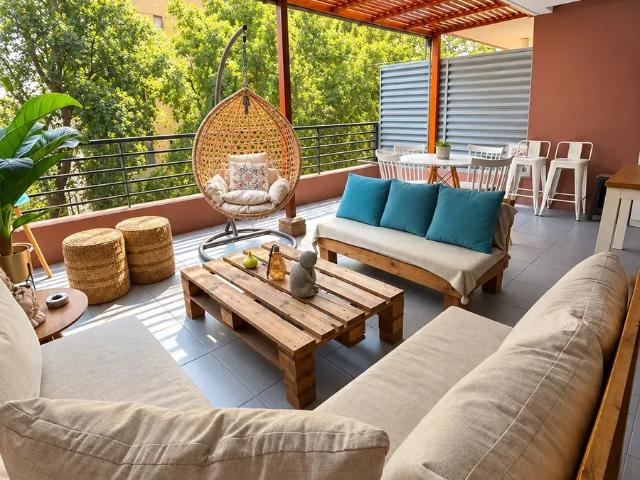 Muy Buen Departamento Con Regia Terraza
