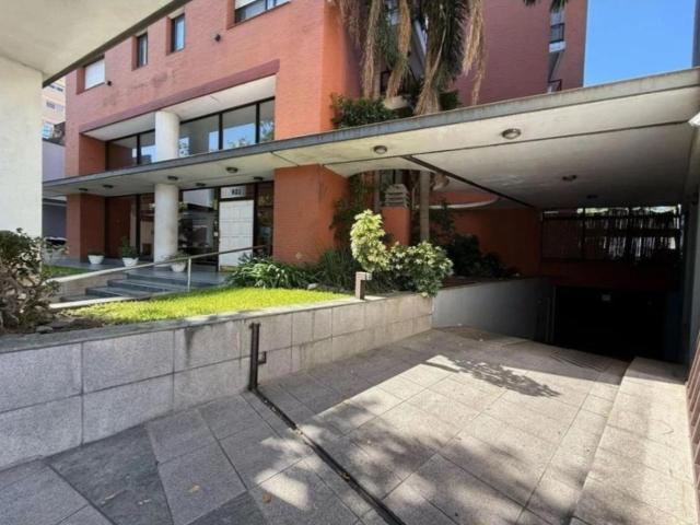 Muy buen departamento en San Isidro de 2 Amb con balcón y Co en Inmomap