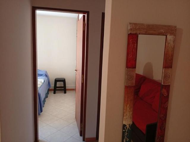 MUY LINDO DEPARTAMENTO EN ALQUILER PERMANENTE EN CARLOS PAZ, 1 DORM. AMOBLADO, CALEFACCIÓN CENTRAL
