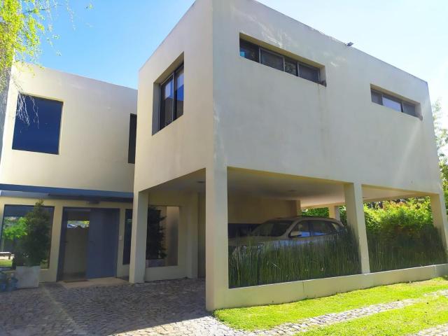 Muy linda casa en Santa Maria de Tigre. Opcional amoblada