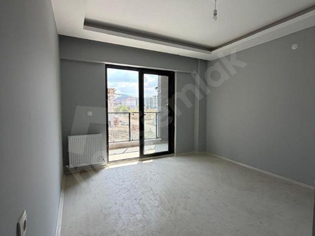 MUZAFFER TÜRKEŞ MAH. SATILIK KREDİYE UYGUN 3+1 DAİRE