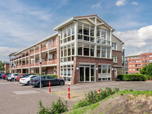 MVGM Te huur: Amazonestroom 94, zoetermeer
