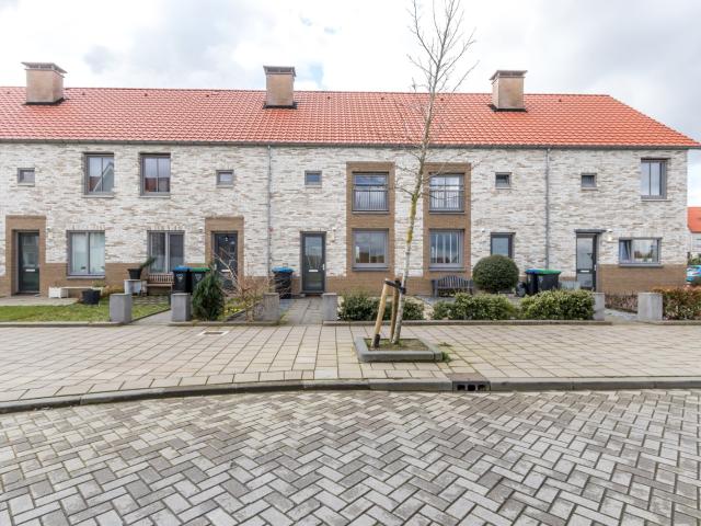 MVGM Te huur: Adrianapolder 75, barendrecht