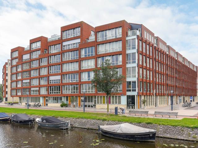 MVGM Te huur: Afroditekade 240, amsterdam