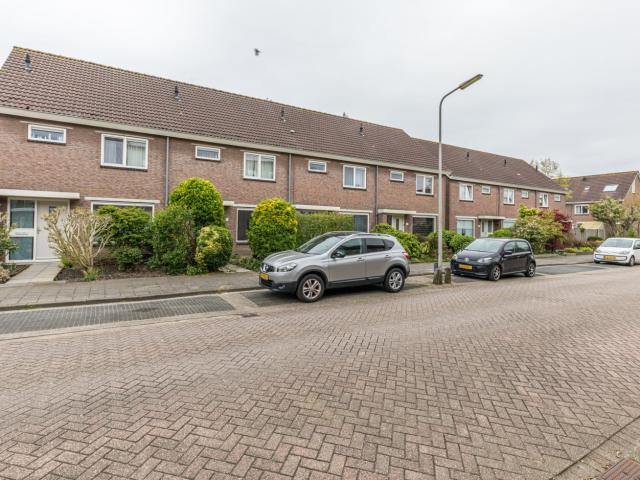 MVGM Te huur: Akker 101, brielle