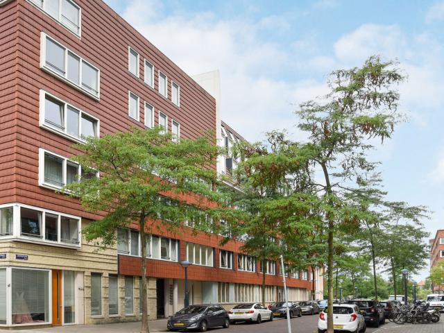 MVGM Te huur: Artemisstraat 136, amsterdam