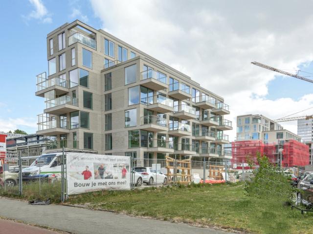MVGM Te huur: Koningin wilhelminaplein 1022, amsterdam