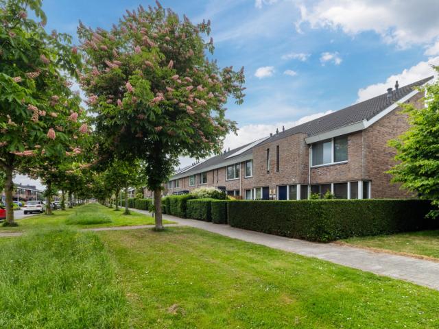 MVGM Te huur: Klapwijkse zoom 32, berkel en rodenrijs