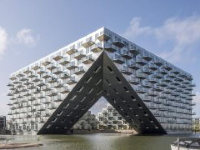 MVGM Te huur: Haringbuisdijk 663, amsterdam