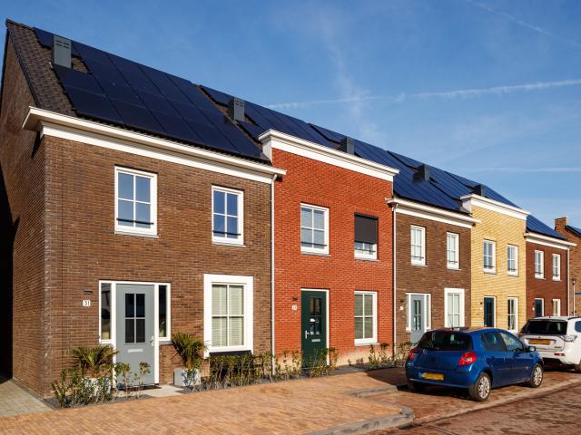 MVGM Te huur: Oeverwalpark 25, utrecht