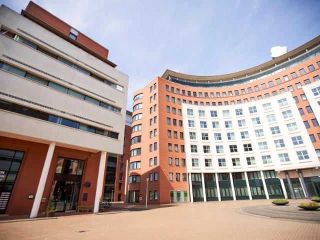 MVGM Te huur: Maanplein 7 k, den haag