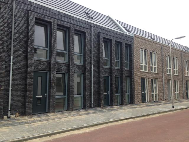MVGM Te huur: Nova zemblastraat 8, deventer
