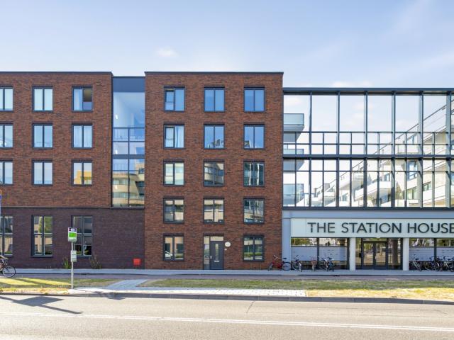 MVGM Te huur: Schipholweg 232, leiden