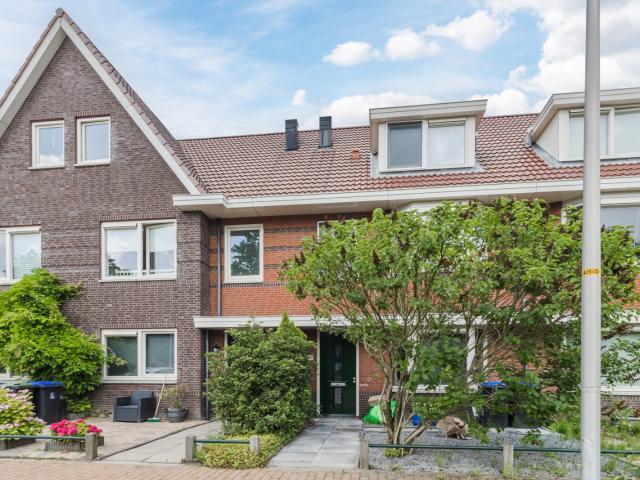 MVGM Te huur: Simon carmiggeltstraat 74, berkel en rodenrijs