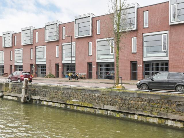 MVGM Te huur: Stuurmankade 176, amsterdam