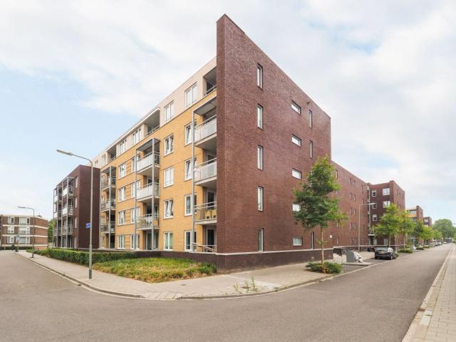 MVGM Te huur: Stationspark 159, roermond