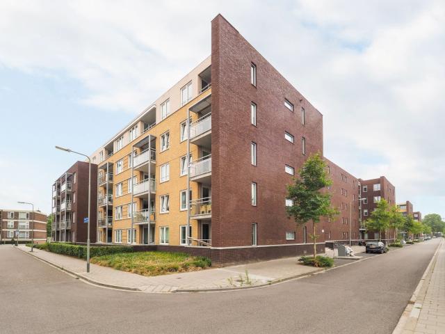 MVGM Te huur: Stationspark 196, roermond